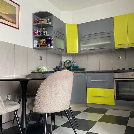 Apartment Luce&Nina Kaštela Buitenkant foto